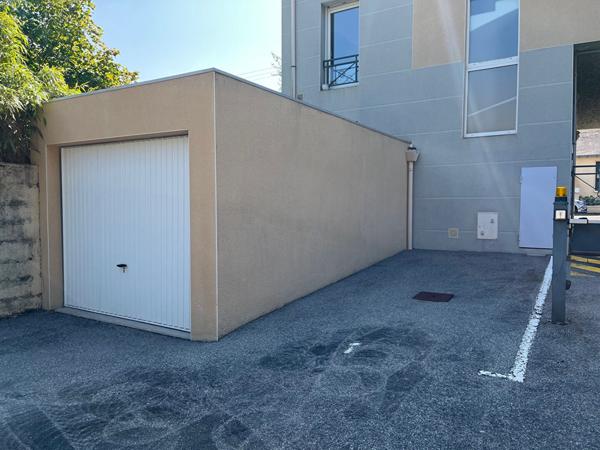 T4 de 81m² Boulevard des Américains,  
Nantes 44300