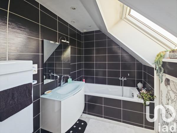 Maison à vendre 6 pièces 120 m² Bricqueville-la-Blouette