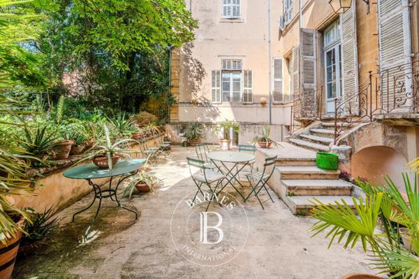 Aix-en-Provence, Appartement 3 Chambres -  298 m² à vendre