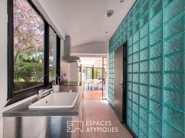 Maison d’architecte avec annexe indépendante sur terrain sans vis-à-vis