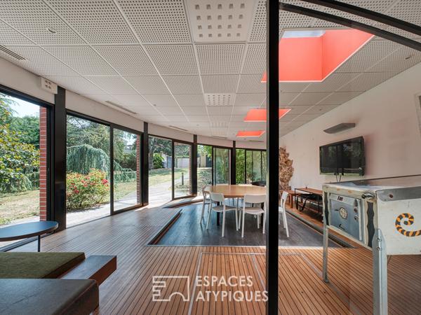 Maison d’architecte avec annexe indépendante sur terrain sans vis-à-vis