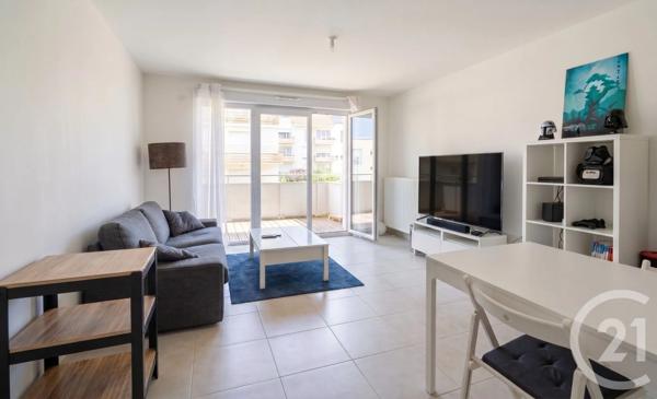 Appartement T3 à vendre  3 pièces - 44,33 m 2   PORNIC  - 44