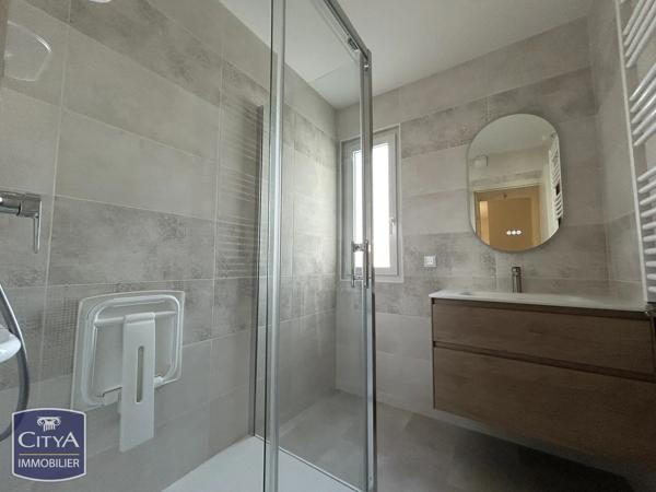 Appartement à vendre 2 pièces 45.77m² Saint-Nazaire (44600)