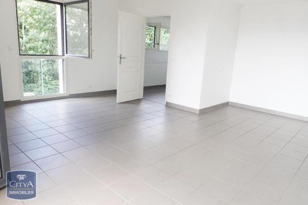Appartement à louer 4 pièces 104.43m²