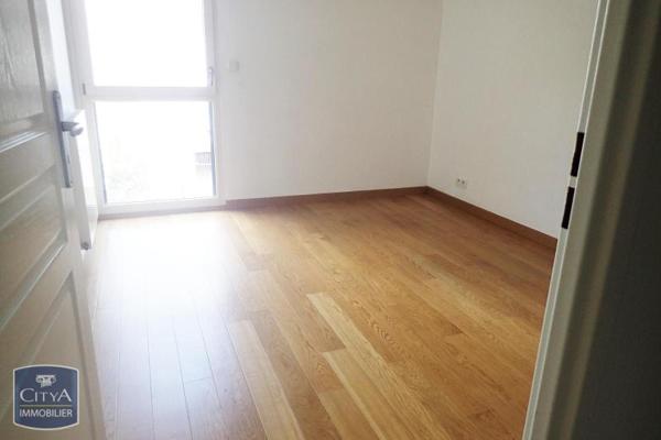 Appartement à louer 4 pièces 104.43m²
