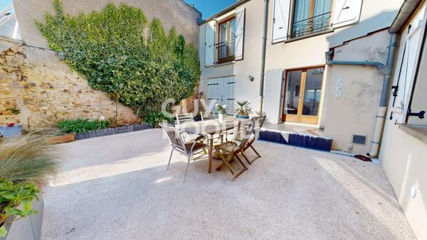 Maison de ville 186m² - 6CH — Piscine, studio indépendant, charme — Centre Montlhéry