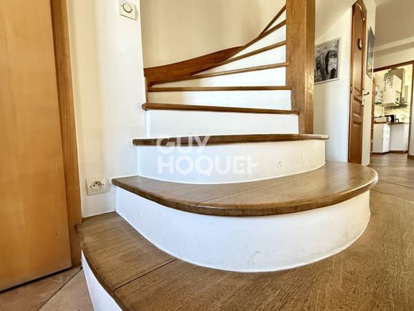 Maison de ville 186m² - 6CH — Piscine, studio indépendant, charme — Centre Montlhéry