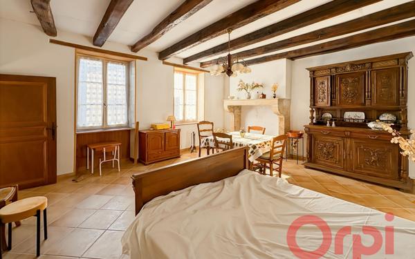 Maison à vendre    4 pièces •  Meillant