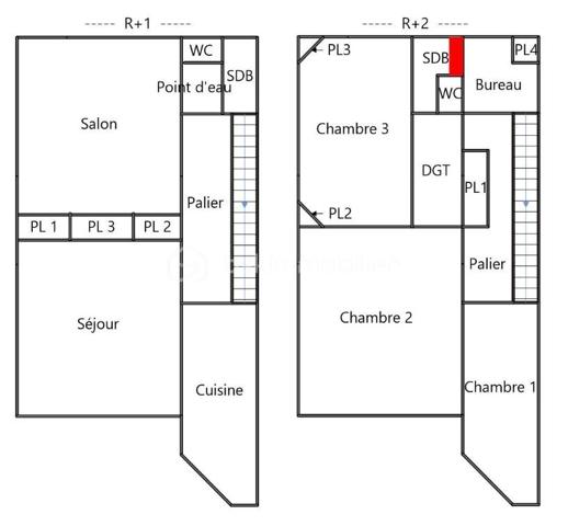 *** MAISON DE CARACTÈRE DE 230M2 AVEC CAVE ET PARKING - ARLES ***

Découvrez cette bâtisse pleine de charme datant de 1927, développée sur cinq niveaux et offrant environ 230 m² habitables répartis sur trois plateaux principaux.

Dès l’entrée, le bien séduit par ses beaux volumes, sa belle hauteur sous plafond et son cachet authentique, idéal pour les amateurs d’architecture ancienne.

Cette propriété offre de nombreuses possibilités : résidence principale de caractère, projet familial, activité professionnelle, bureaux, showroom ou profession libérale. Une place de stationnement vient compléter l’ensemble.

Idéalement située à proximité immédiate du centre-ville et de toutes les commodités.

La maison se compose comme suit :

Rez-de-chaussée : 
Une vaste entrée, deux chambres, un espace bureau, ainsi qu’une buanderie et une chaufferie.

Premier étage : 
 Un grand séjour lumineux, un spacieux salon, une cuisine indépendante et une salle de bain.

Deuxième étage :  
Trois chambres, un bureau pouvant faire office de dressing, une salle de bain ainsi qu’un WC indépendant.

Dernier niveau : 
 Une terrasse extérieure offrant une magnifique vue dégagée. Des travaux d’étanchéité sont à prévoir afin de valoriser pleinement cet espace.

Sous-sol : 
 Grande cave accessible uniquement depuis l’intérieur de la maison, idéale pour du stockage ou un espace complémentaire.

Travaux importants à prévoir :  Le bien nécessite une rénovation globale, notamment sur les aspects énergétiques (isolation, chauffage, menuiseries, électricité), ainsi que des travaux esthétiques et de rafraîchissement.

Taxe foncière : 4 481 €.

Une vidéo du bien est disponible sur demande.

Un bien rare au fort potentiel, idéal pour les amoureux de l’ancien et les projets ambitieux.

À visiter sans tarder.