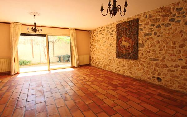 Maison à vendre    5 pièces • 184 m2 Marseille 9