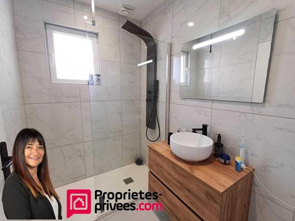 Loft Roanne 7 pièce(s) 123 m2 plain pied avec terrain