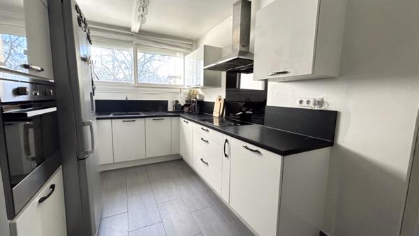 Appartement Evry Courcouronnes 4 pièce(s) 91.12 m2