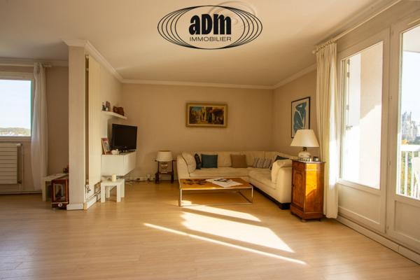 Appartement
                                                                                                                                                                                                                                                                                                                        4 pièce(s)                                                                                                                                                                                                          3 chambre(s)                                                                                                                                                                                                          106  m²