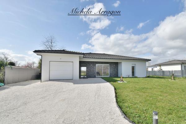Maison contemporaine 2025 Villeneuve-sur-Lot (47) – 3 chambres dont suite parentale, pièce de vie 56 m², garage, terrain 1000 m², terrasse couverte, proche commerces