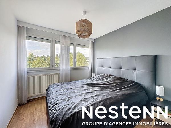 A vendre : Bel appartement spacieux avec balcon