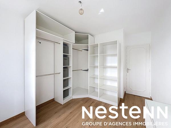 A vendre : Bel appartement spacieux avec balcon