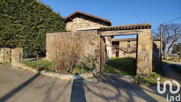 Ferme 8 pièces de 187 m² à Condrieu (69420)