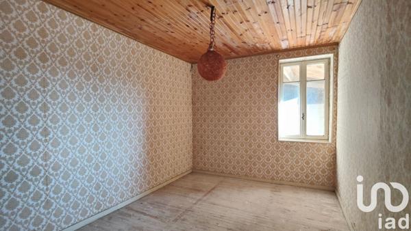 Ferme 8 pièces de 187 m² à Condrieu (69420)