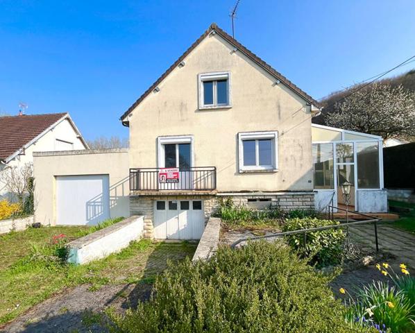 Maison  4 pièce(s) 113 m2 + 102 m²  + Garages et Sous-sol