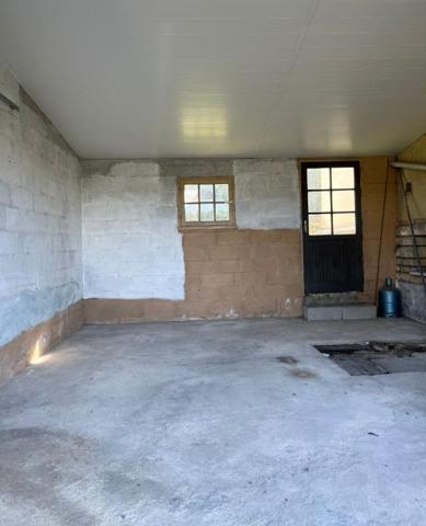 Maison  4 pièce(s) 113 m2 + 102 m²  + Garages et Sous-sol