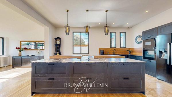 MAISON BOURGEOISE - GITES, PISCINE & DOUBLE GARAGE - CLASSÉE DOUBLE A