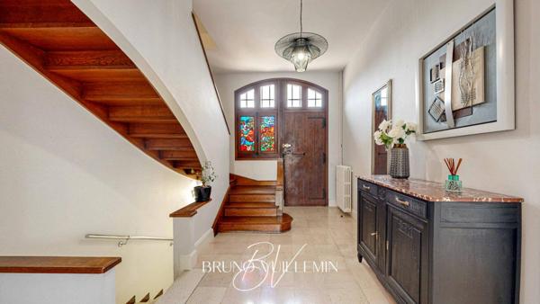 MAISON BOURGEOISE - GITES, PISCINE & DOUBLE GARAGE - CLASSÉE DOUBLE A