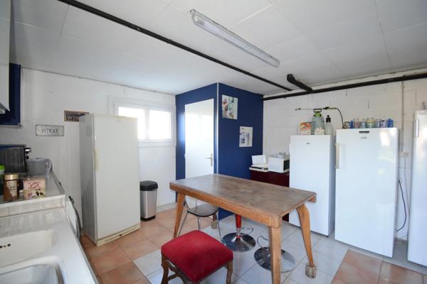 Maison à vendre 5 pièces avec 3 chambres garage / atelier / jardin proche de MANSLE (16)