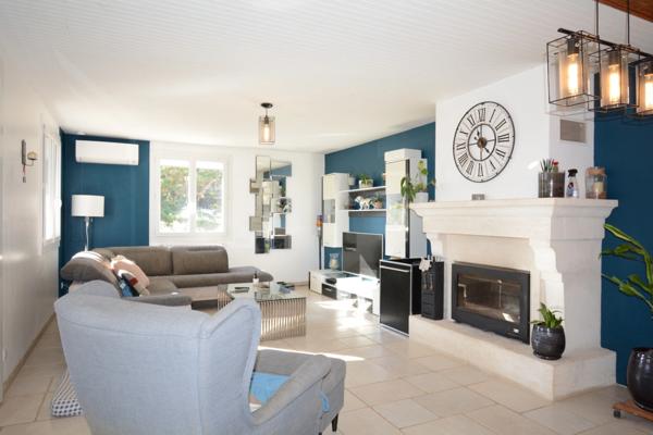 Maison à vendre 5 pièces avec 3 chambres garage / atelier / jardin proche de MANSLE (16)