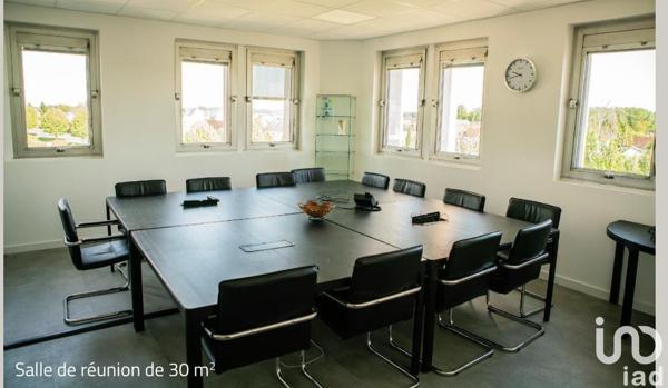 Location bureaux 100 m² La Ville-aux-Dames