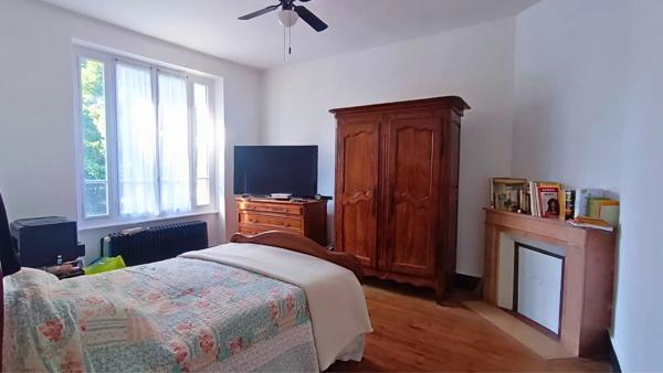 Sennecey-le-Grand (71) - Maison de 125m² dans parc arboré