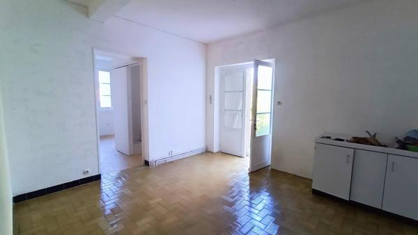 Sennecey-le-Grand (71) - Maison de 125m² dans parc arboré