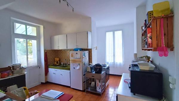 Sennecey-le-Grand (71) - Maison de 125m² dans parc arboré