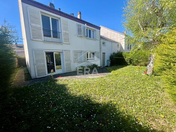 Maison familiale individuelle 6 pièces à vendre à Villepreux - Quartier Le Prieuré