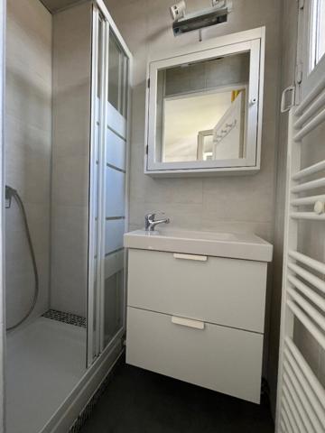 Studio Chaville 23.68 m2 - Dernier étage