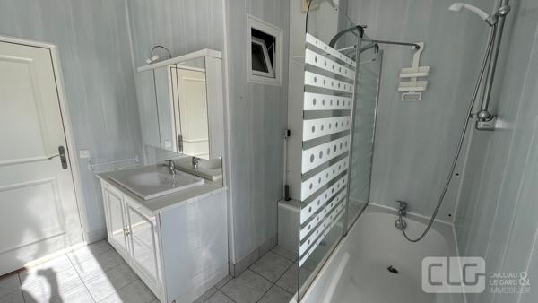 PLONEOUR-LANVERN - appartement T3