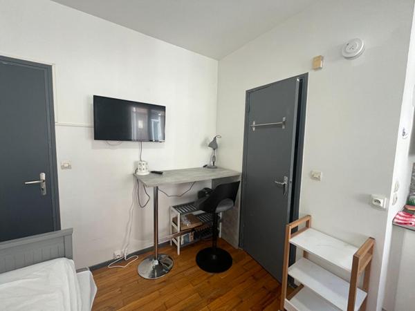 A LOUER : T1 à LILLE • rue Beaucourt Decourchelles - VAUBAN • 395 € CC • Réf. 2929416