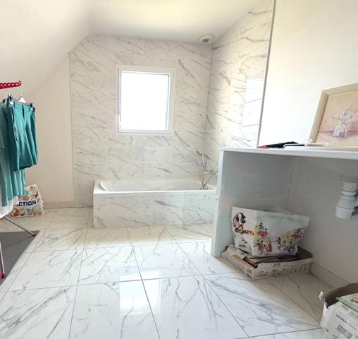 🏡 EXCLUSIVITÉ – Maison contemporaine 5 pièces de 139 m² – DPE A – Quimperlé (Kervidanou 4)
