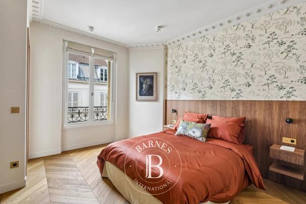 Paris 7ème, Appartement 2 Chambres -  125 m² à vendre