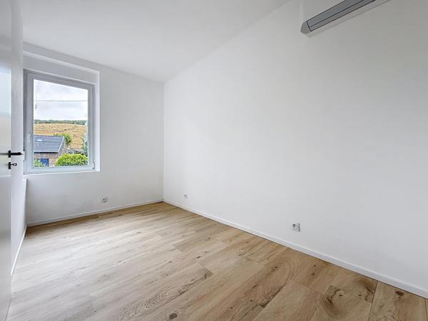 maison de cité 97 m2 3 chambres , jardin , garage possible.