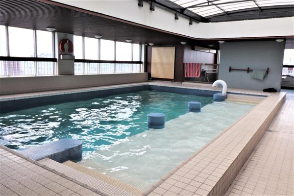 Paris 15e BEAUGRENELLE, étage élevé, 3 pièces 77m2 Vue et luminosité