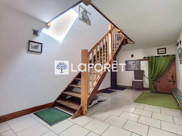 Achat maison près de NEUVY BOUIN - 7 pièce(s) - 190 m² - 196 640 €