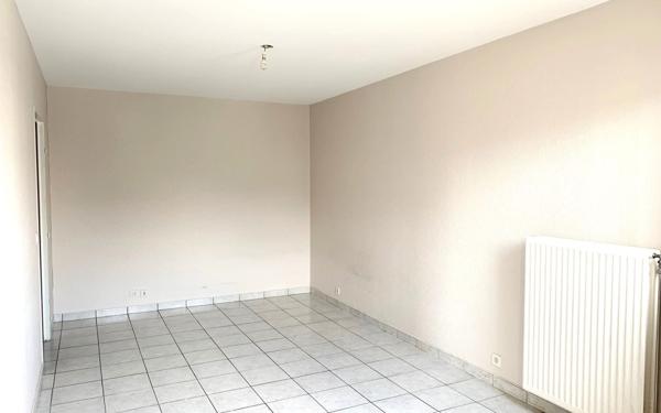 Appartement à vendre    1 pièce • 30,26 m2 Créteil