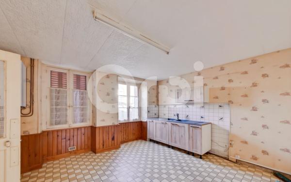Maison à vendre    2 pièces •  Nanteuil-le-Haudouin