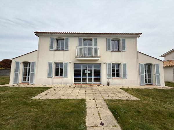 Maison L Aiguillon Sur Vie 6 pièce(s) 135 m2