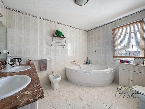 Maison à vendre 7 pièces PEROLS (34)