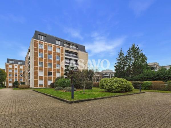 Vente Appartement 4 pièces de 80m² - 78000 Versailles