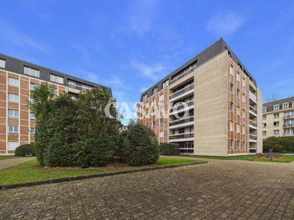 Vente Appartement 4 pièces de 80m² - 78000 Versailles