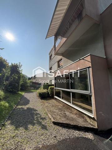 Appart T3 RDC surélevé, 77m2, cave et parking.