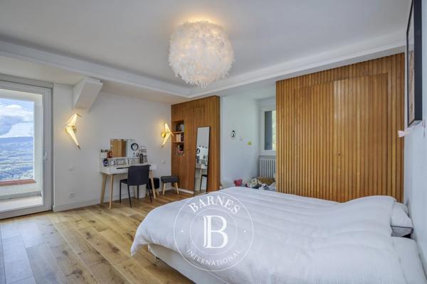 Lucinges, Maison 4 Chambres -  248 m² à vendre