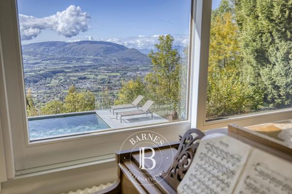 Lucinges, Maison 4 Chambres -  248 m² à vendre